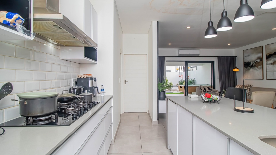 4 Bedroom Property for Sale in Sandown Western Cape